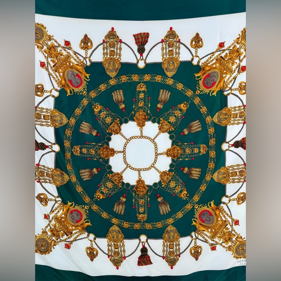 Hermes Authentic 100% Silk Large Scarf Gold Emerald Green 35”x35” - Picture 7 of 11